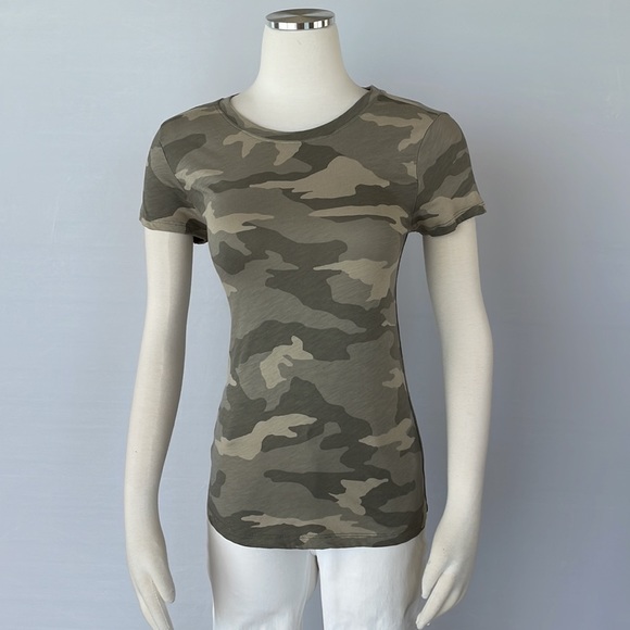 NWOT Athleta Organic Camo T Green Size X Small - Picture 4 of 11